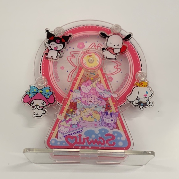 Sanrio Characters Ferris Wheel Display - Picture 3 of 4